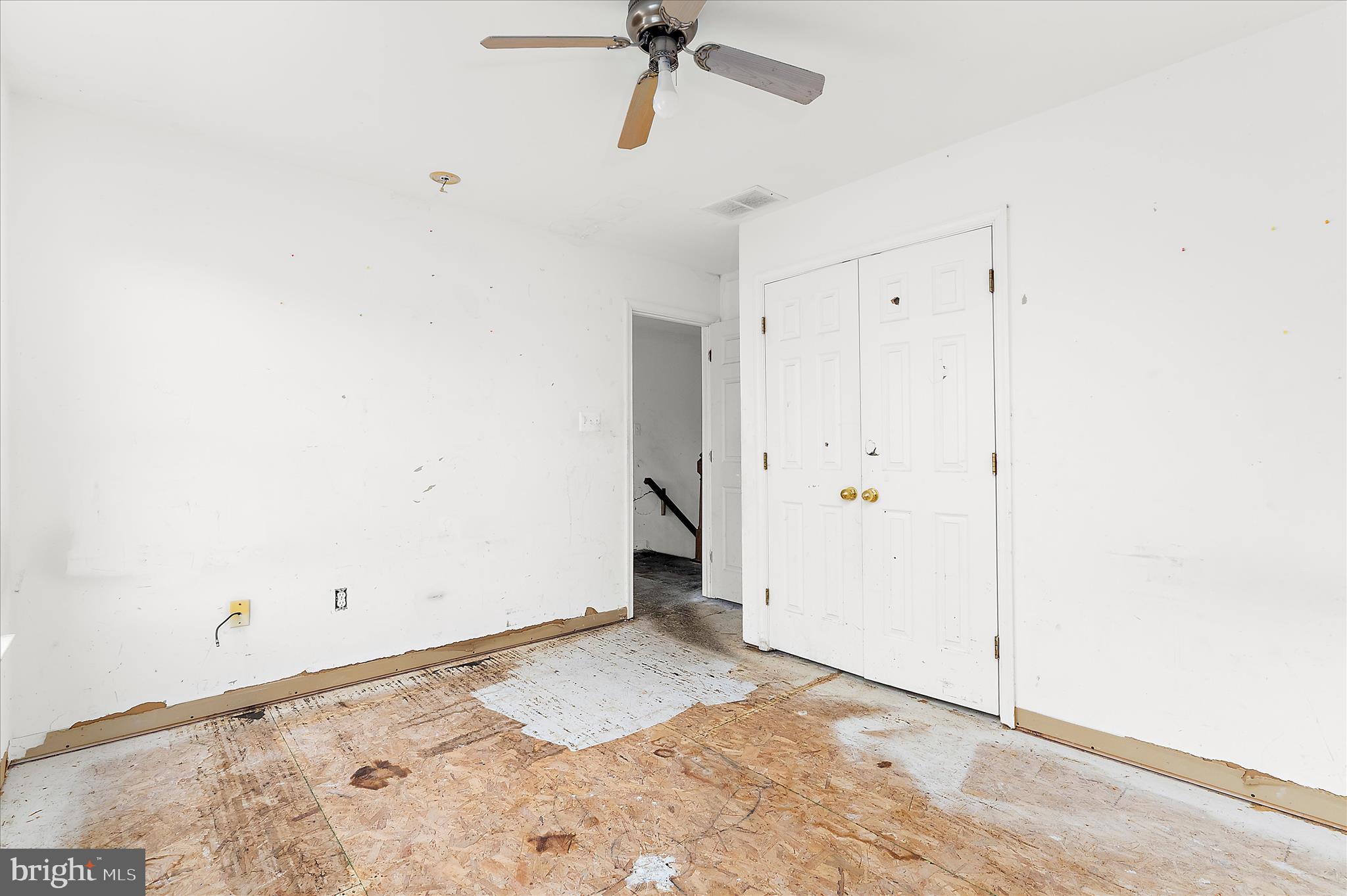 2209 West Geipe Road Catonsville, MD 21228 - Photo 13 of 37