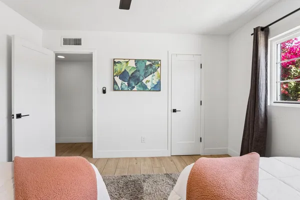 $5,800 | 7616 East 3rd Street, Scottsdale, AZ 85251