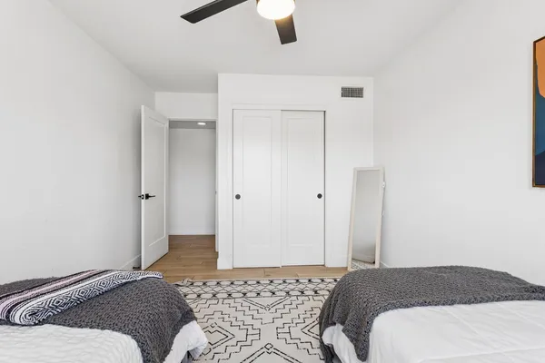 $5,800 | 7616 East 3rd Street, Scottsdale, AZ 85251