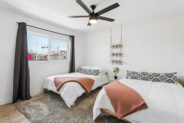 $5,800 | 7616 East 3rd Street, Scottsdale, AZ 85251