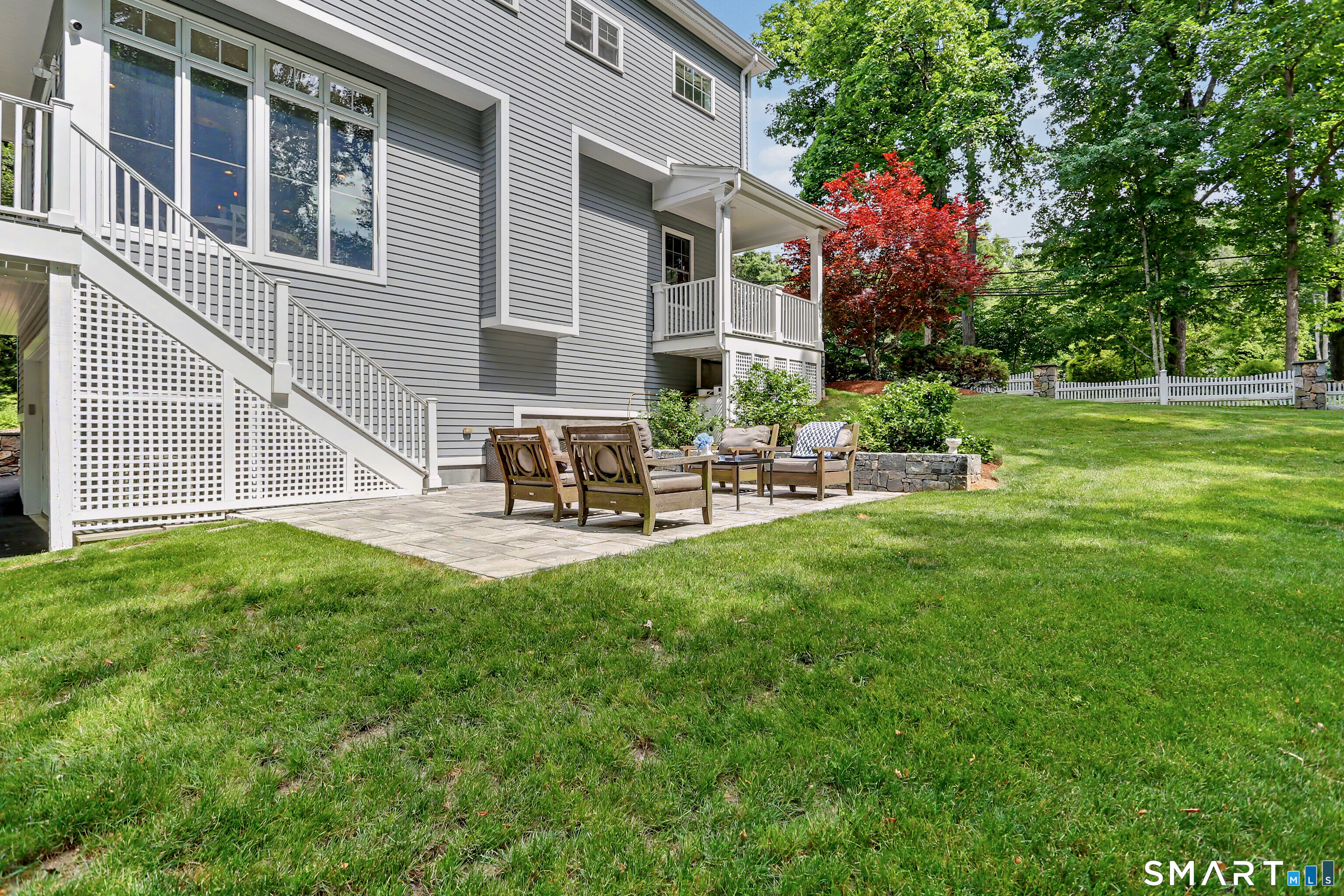 1192 Catamount Road Fairfield, CT 06824 - Photo 31 of 37