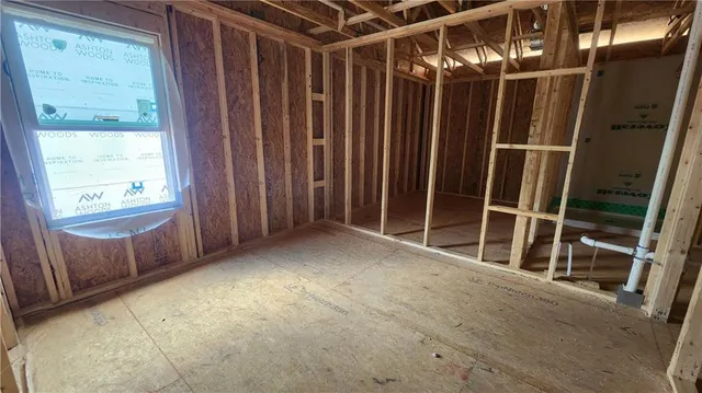 $399,900 | 320 Silverleaf Trail, Bethlehem, GA 30620