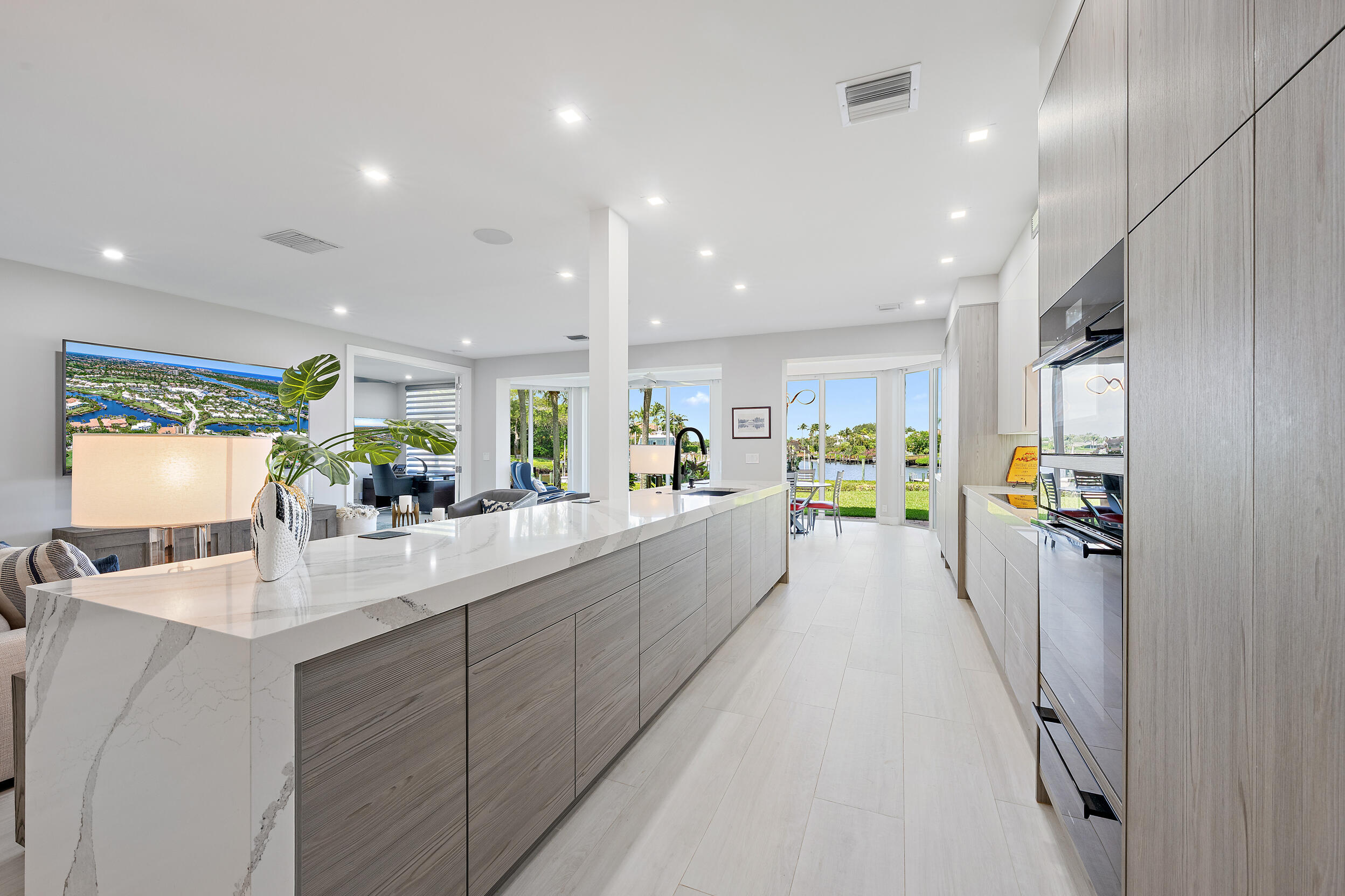 301 Captains Way Jupiter, FL 33477 - Photo 3 of 46 Kitchen