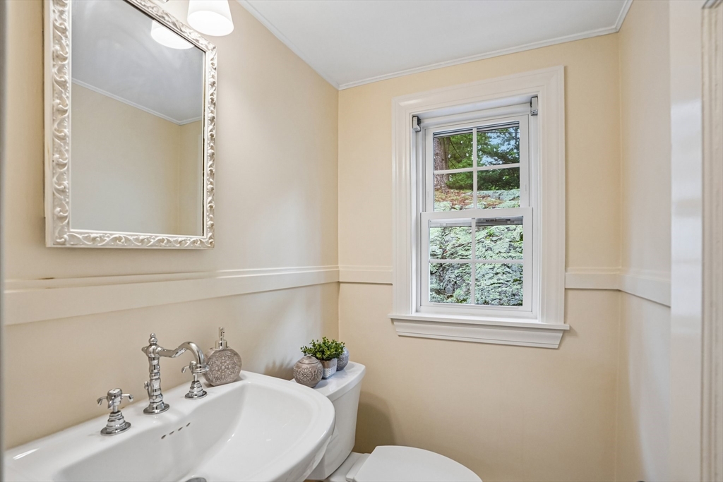 1 Constitution Road Lexington, MA 02421 - Photo 17 of 34 Gallery Image 17