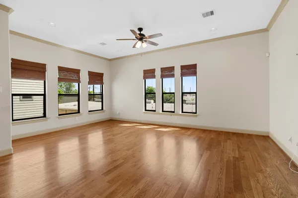 $3,000 | 1218 Sandman Street, Houston, TX 77007
