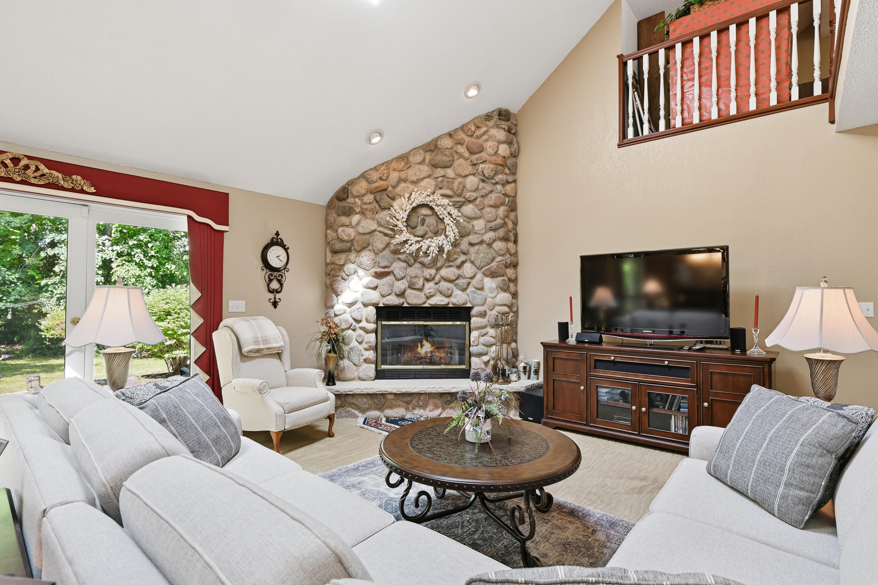 4120 West Puetz Road Franklin, WI 53132 - Photo 31 of 40 Great Rm