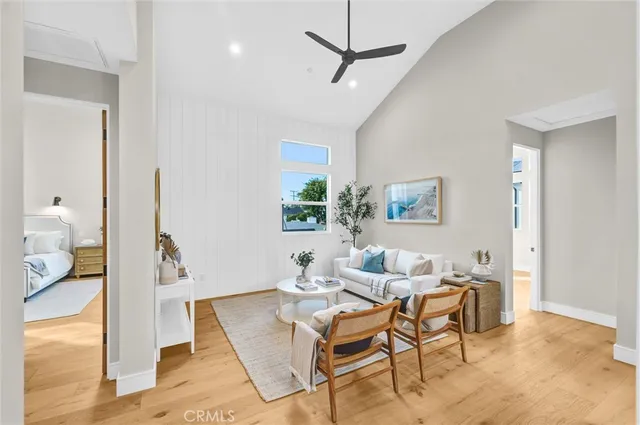 a view of a livingroom with furniture and a livingroom
