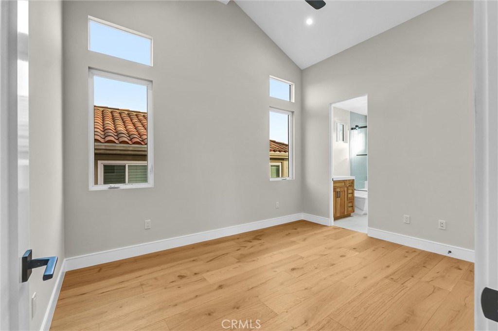 2016 Farrell Avenue, Unit B Redondo Beach, CA 90278 - Photo 34 of 51 an empty room with windows and closet