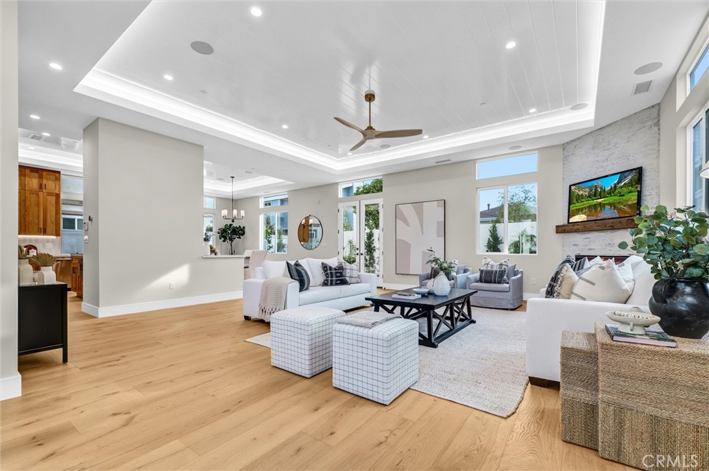 2016 Farrell Avenue, Unit B Redondo Beach, CA 90278 - Photo 4 of 51 a living room with fireplace furniture and a wooden floor