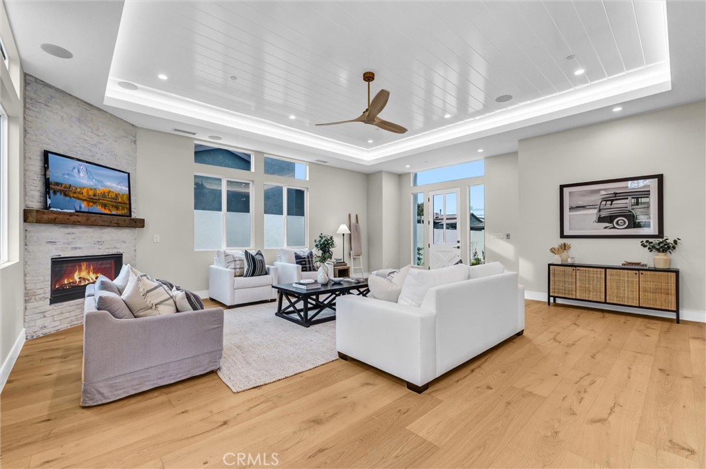 2016 Farrell Avenue, Unit B Redondo Beach, CA 90278 - Photo 6 of 51 a living room with furniture and a fireplace