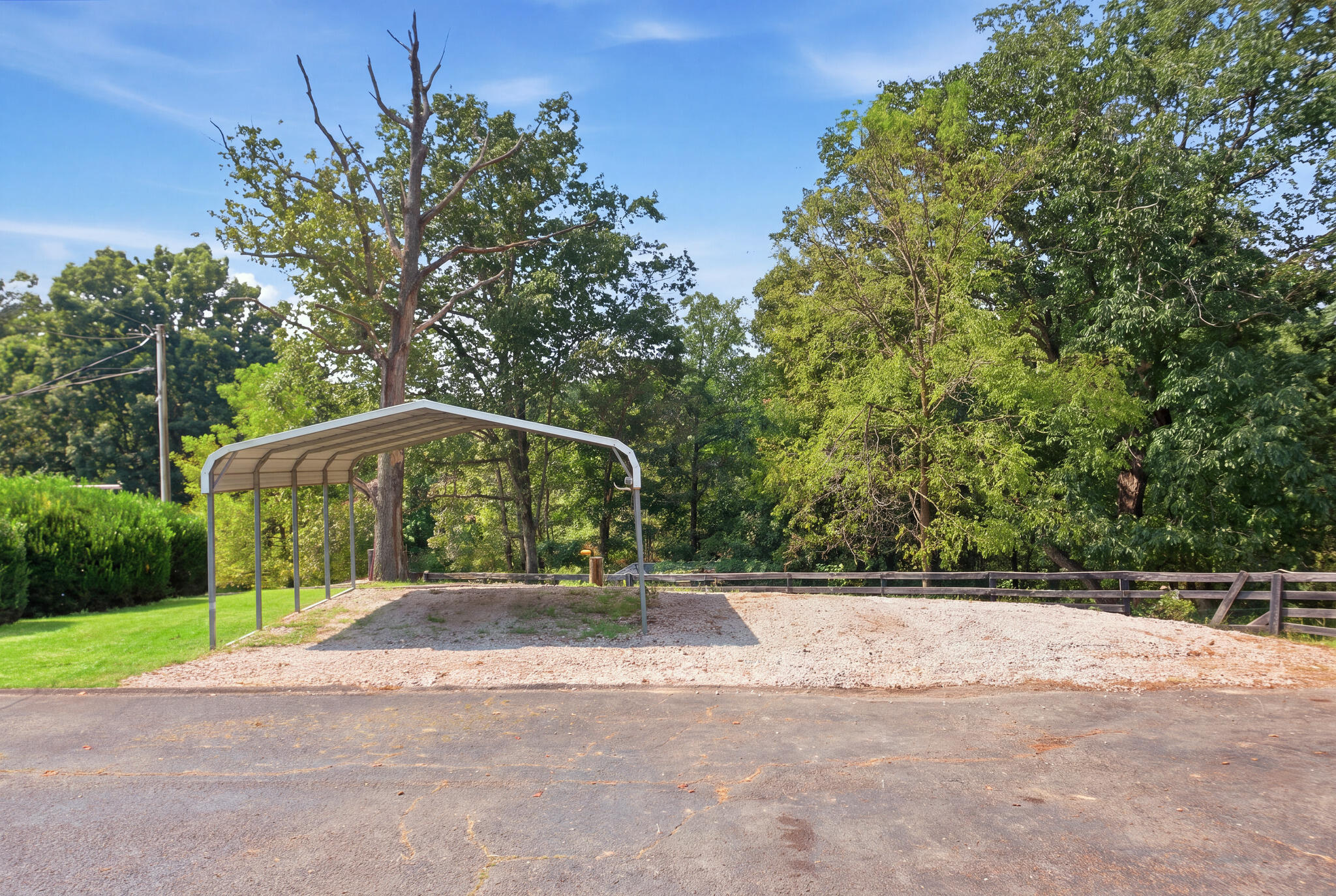 1300 Hurst School Road McKee, KY 40447 - Photo 44 of 72 62_dsc08145_reedit_629b789d