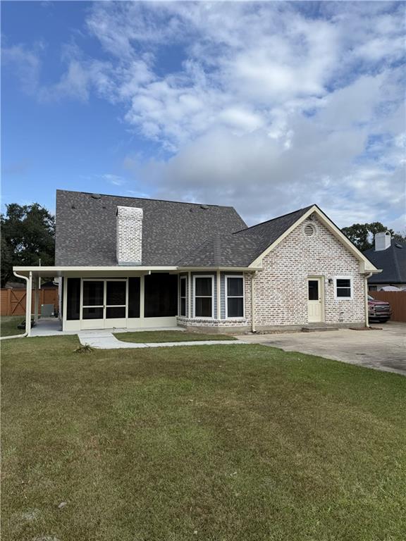 212 Somerset Road Laplace, LA 70068 - Photo 4 of 53