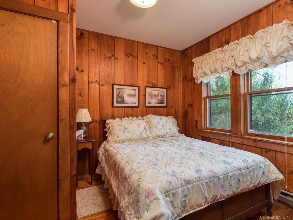 1908 Lamb Mountain Road Hendersonville, NC 28792 - Photo 11 of 24