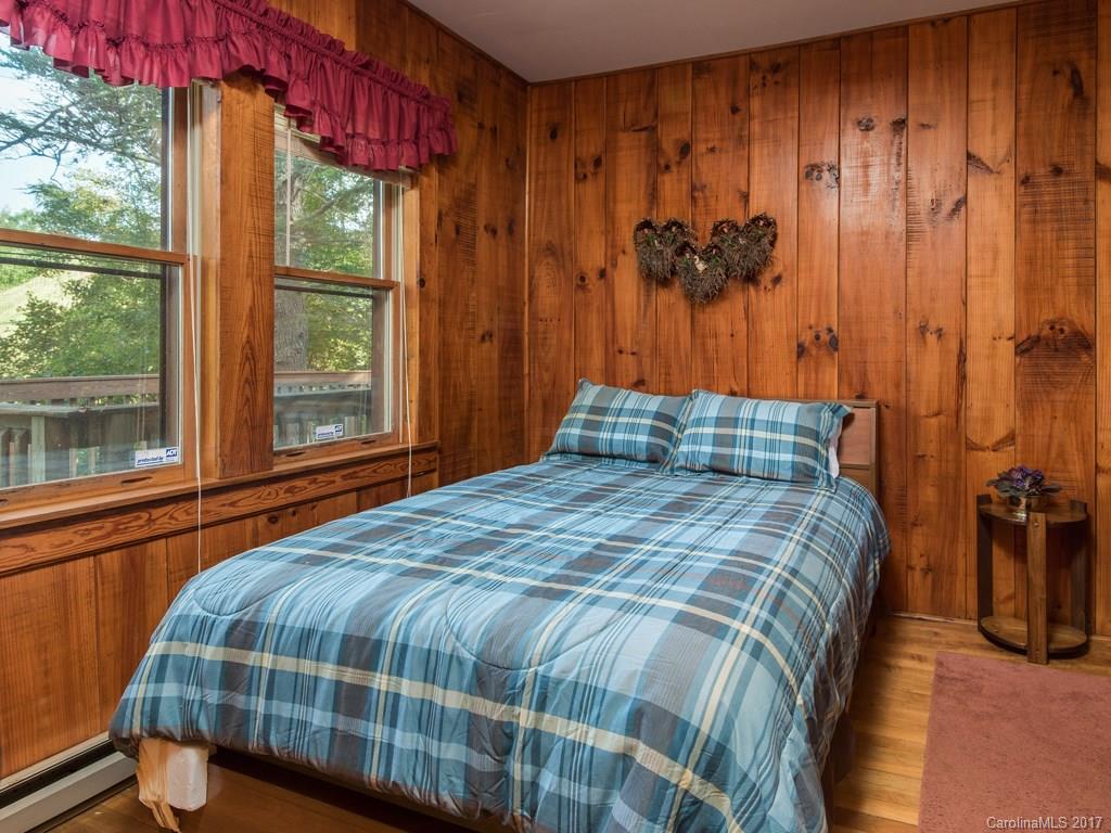 1908 Lamb Mountain Road Hendersonville, NC 28792 - Photo 10 of 24