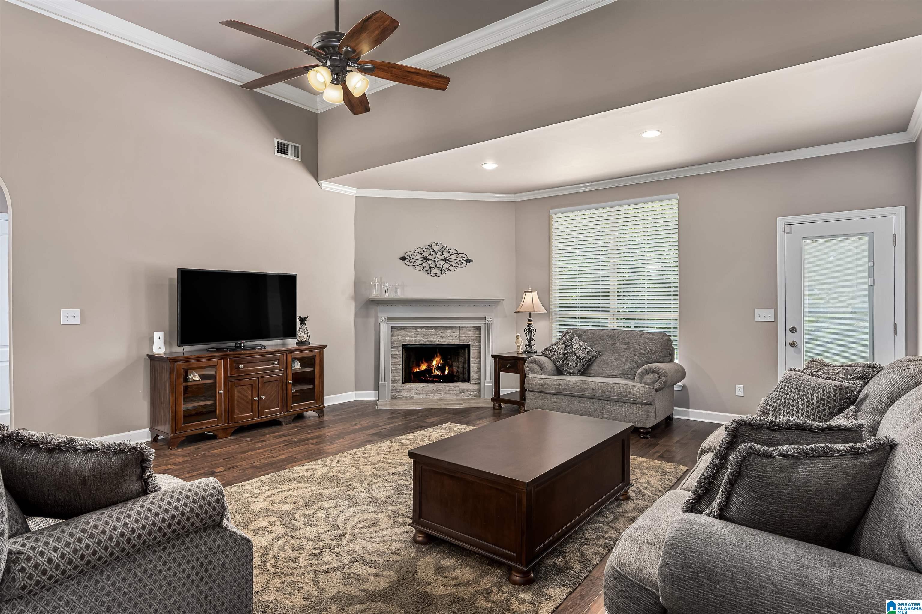 604 Barkley Circle Alabaster, AL 35007 - Photo 9 of 43