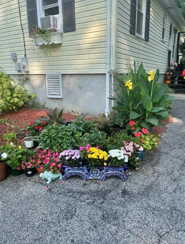 $477,000 | 2 Cedar Road, Highland Mills, NY 10930