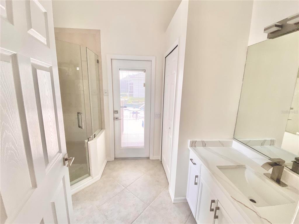 7468 Roxye Lane Sarasota, FL 34240 - Photo 64 of 72 Gallery Image 64