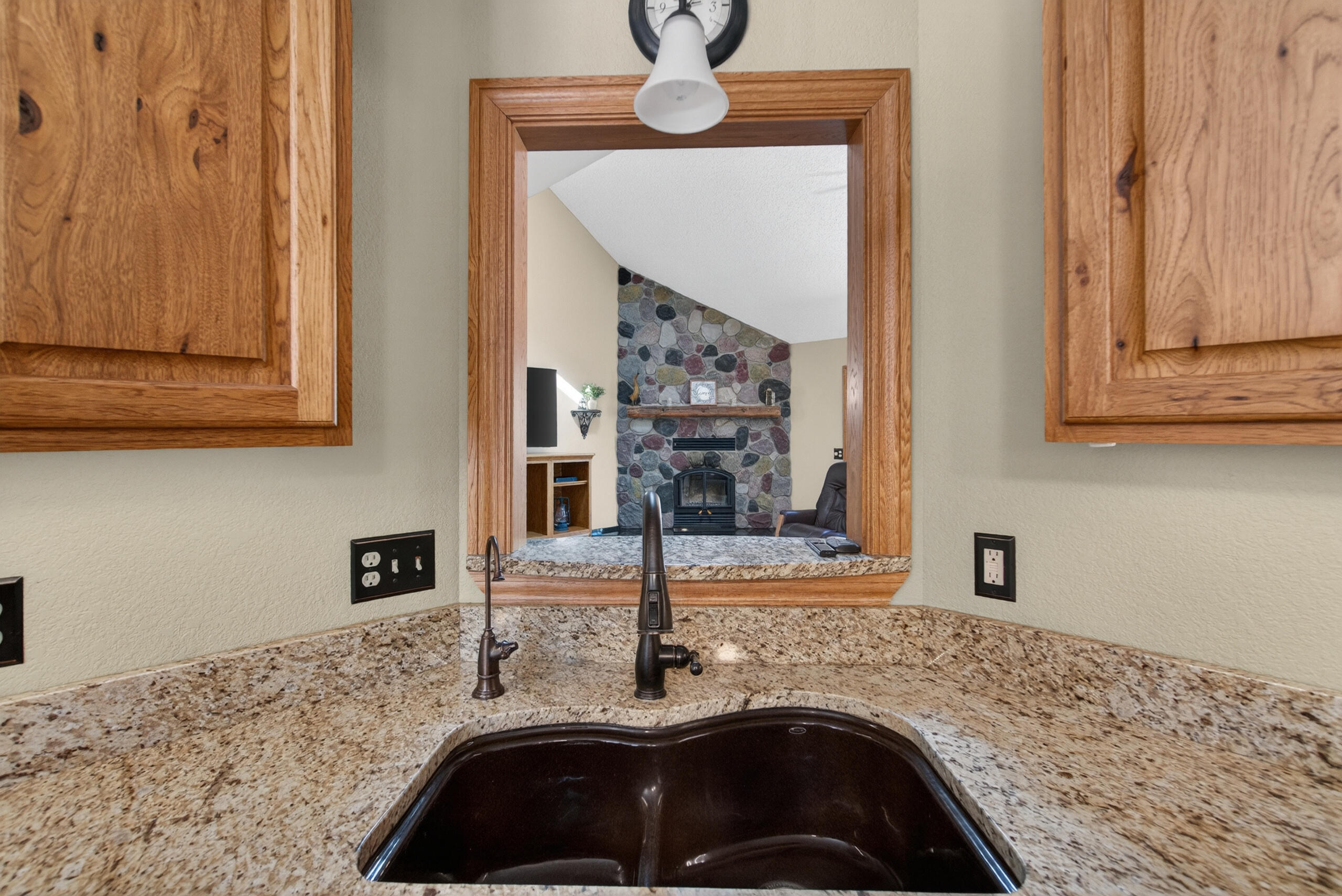 9355 St Kilian Heights Road Wayne, WI 53002 - Photo 6 of 61 DSC06539