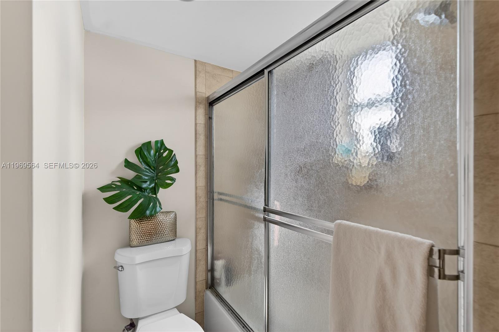 2351 Douglas Road, Unit 1104 Miami, FL 33145 - Photo 13 of 32 Gallery Image 13