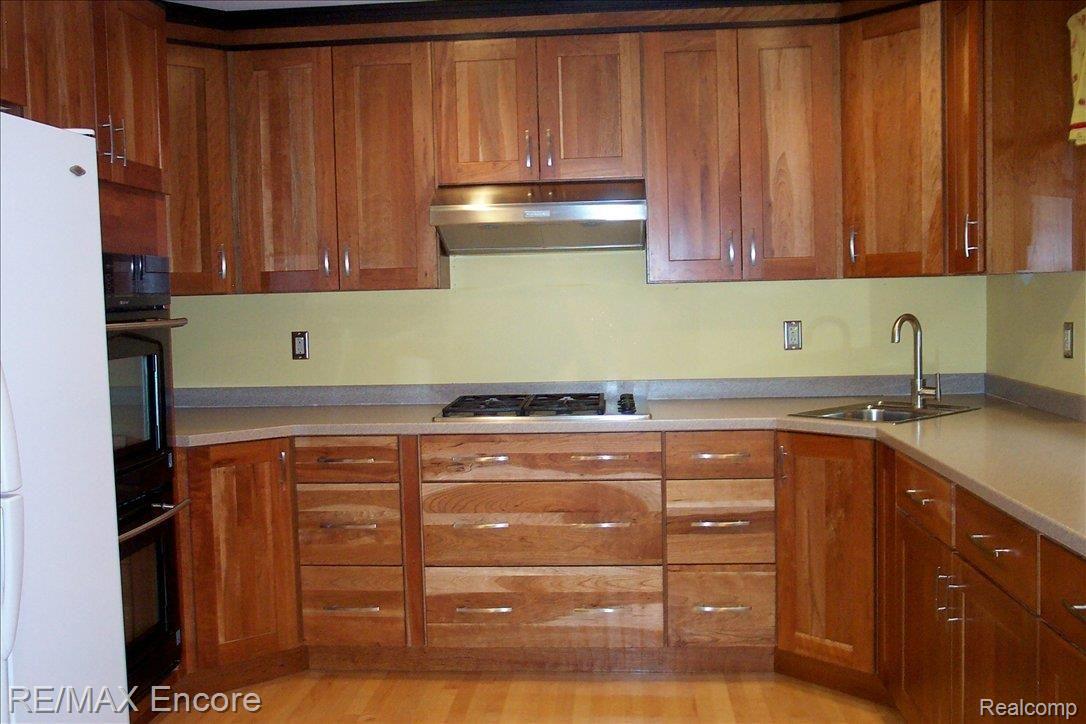 12251 Shaffer Road Davisburg, MI 48350 - Photo 10 of 25 dcp_4287.jpg