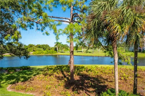 $389,000 | 26991 Clarkston Drive, Unit 8202, Bonita Springs, FL 34135