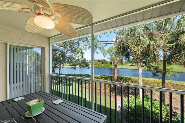 $389,000 | 26991 Clarkston Drive, Unit 8202, Bonita Springs, FL 34135