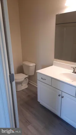 $2,010 | 837 Admiral's Quay Drive, Mechanicsburg, PA 17050