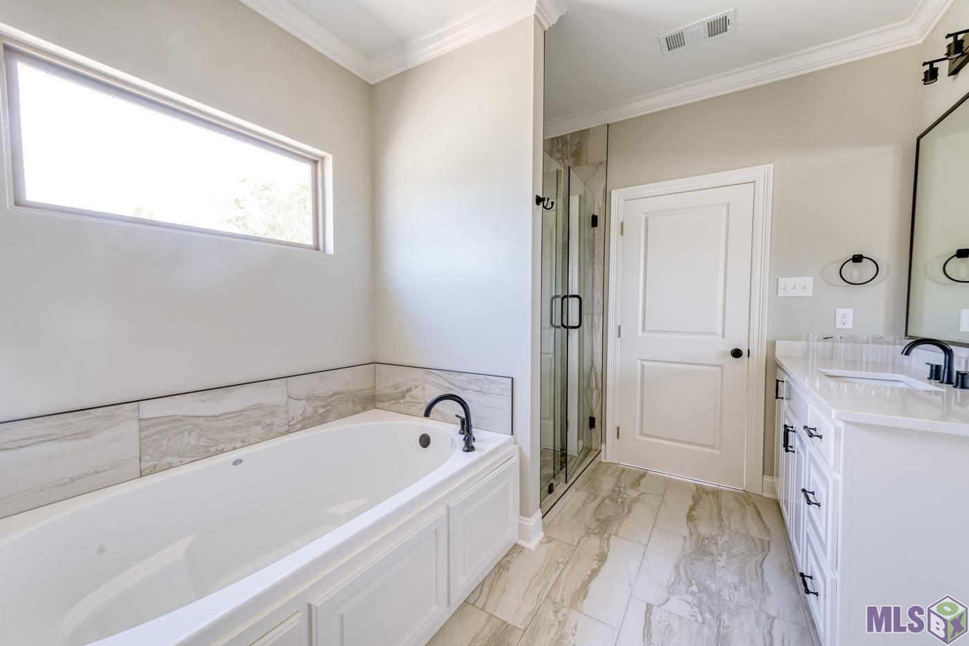 1760 North Linen Road Gonzales, LA 70737 - Photo 9 of 16 Gallery Image 9