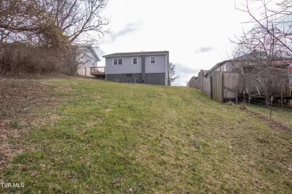 $243,500 | 2751 Everett Street, Bristol, VA 24201
