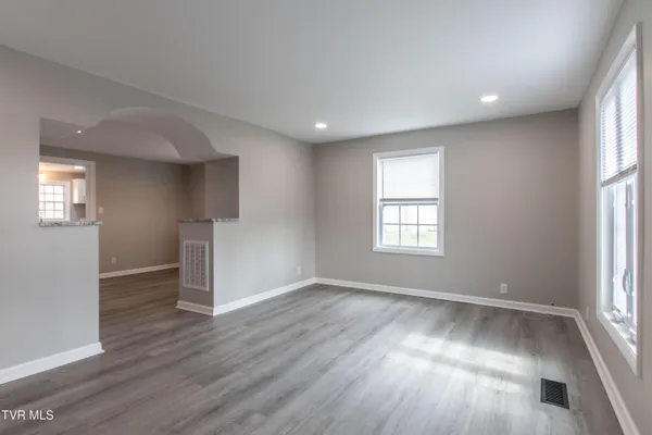 $243,500 | 2751 Everett Street, Bristol, VA 24201