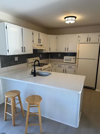 $2,800 | 19 Cedar Court, Somers Point, NJ 08244