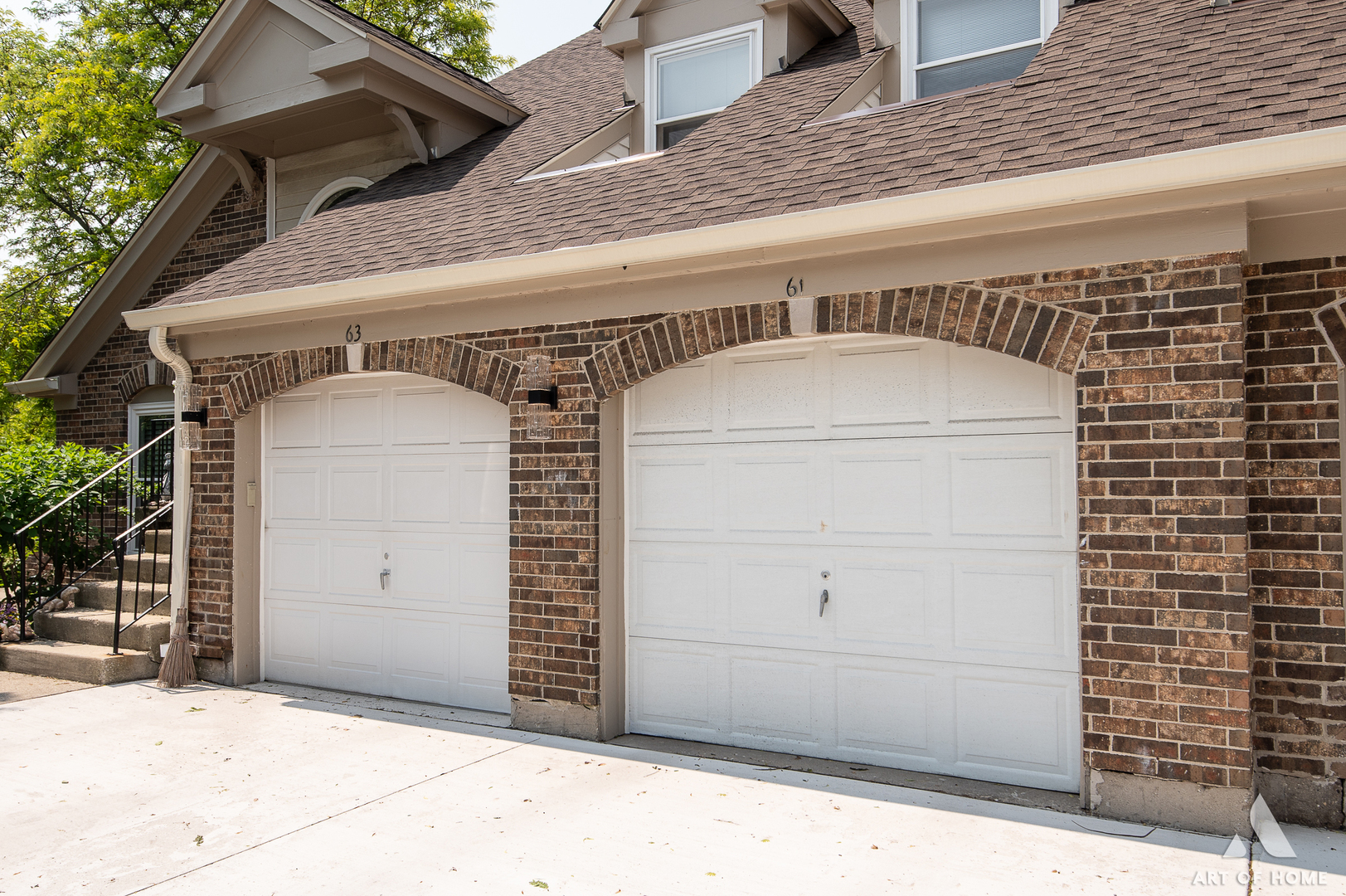 61 Willow Parkway Buffalo Grove, IL 60089 - Photo 34 of 34 a front view of a house