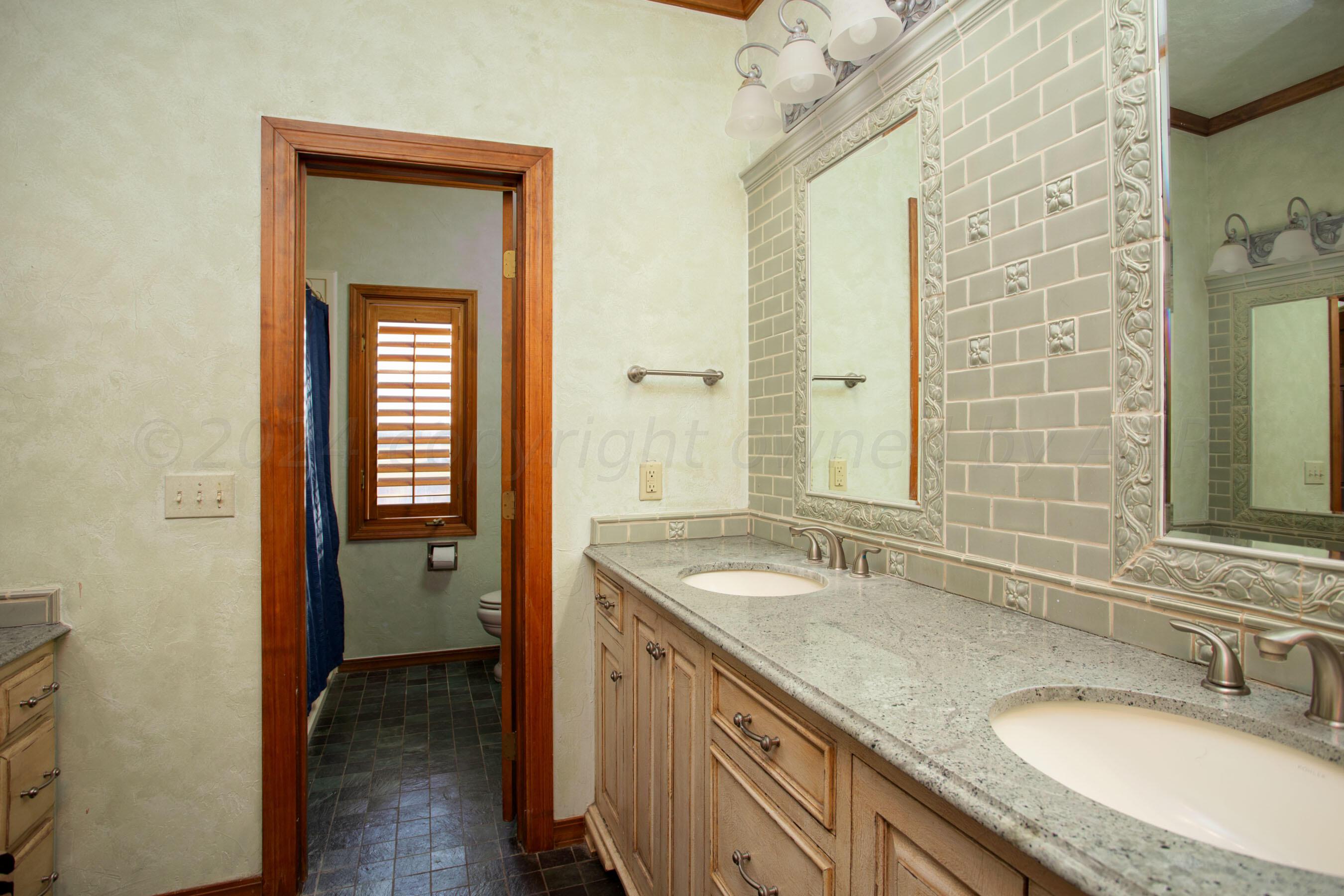 58 Helium Road Amarillo, TX 79124 - Photo 28 of 66 Hall Bath
