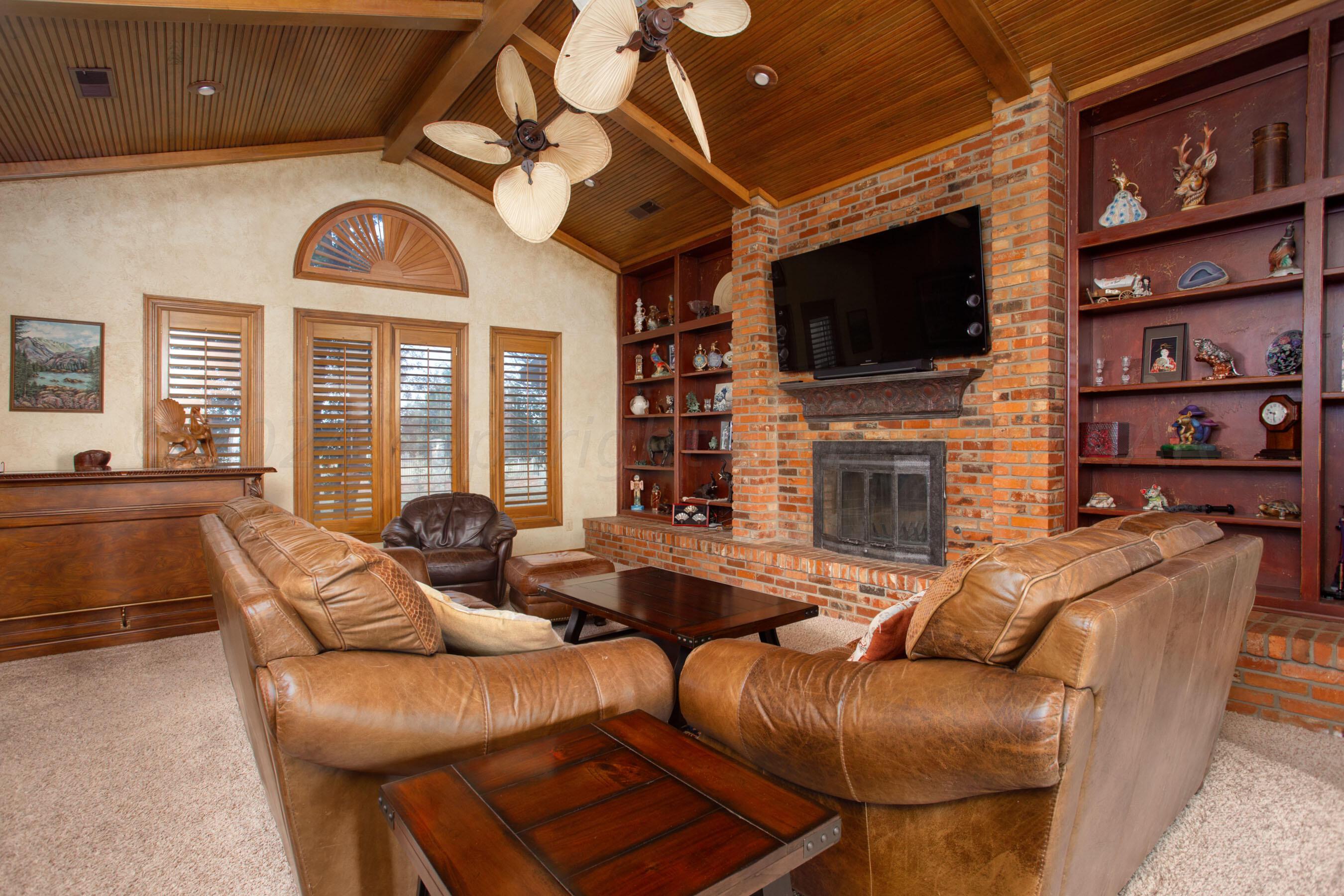58 Helium Road Amarillo, TX 79124 - Photo 8 of 66 Main Living Area