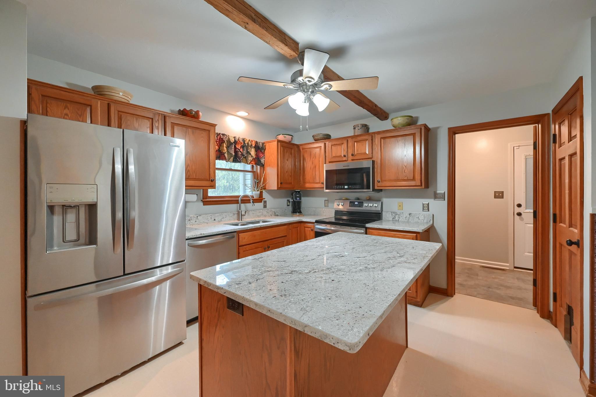 270 Stoney Point Road East Berlin, PA 17316 - Photo 8 of 44 Gallery Image 8