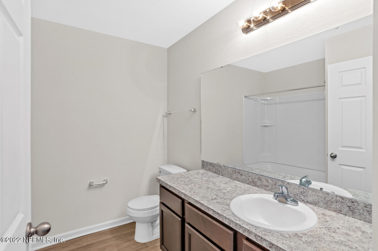 15453 Younis Road West Jacksonville, FL 32218 - Photo 20 of 24 Bathroom #2