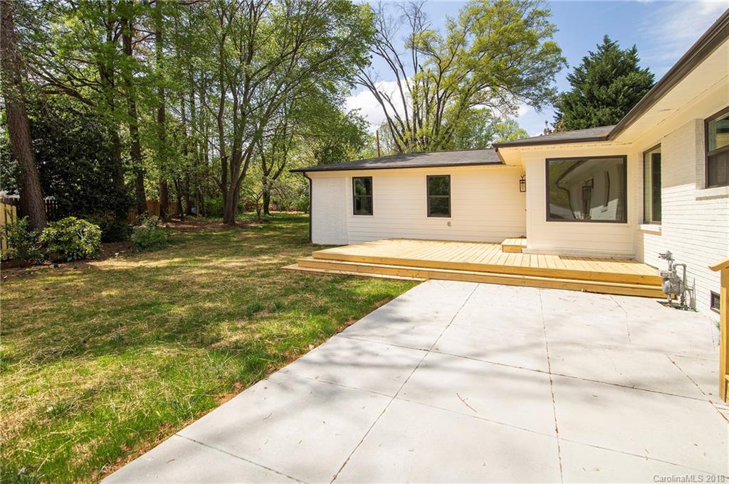 4632 Sharon View Road Charlotte, NC 28226 - Photo 3 of 25