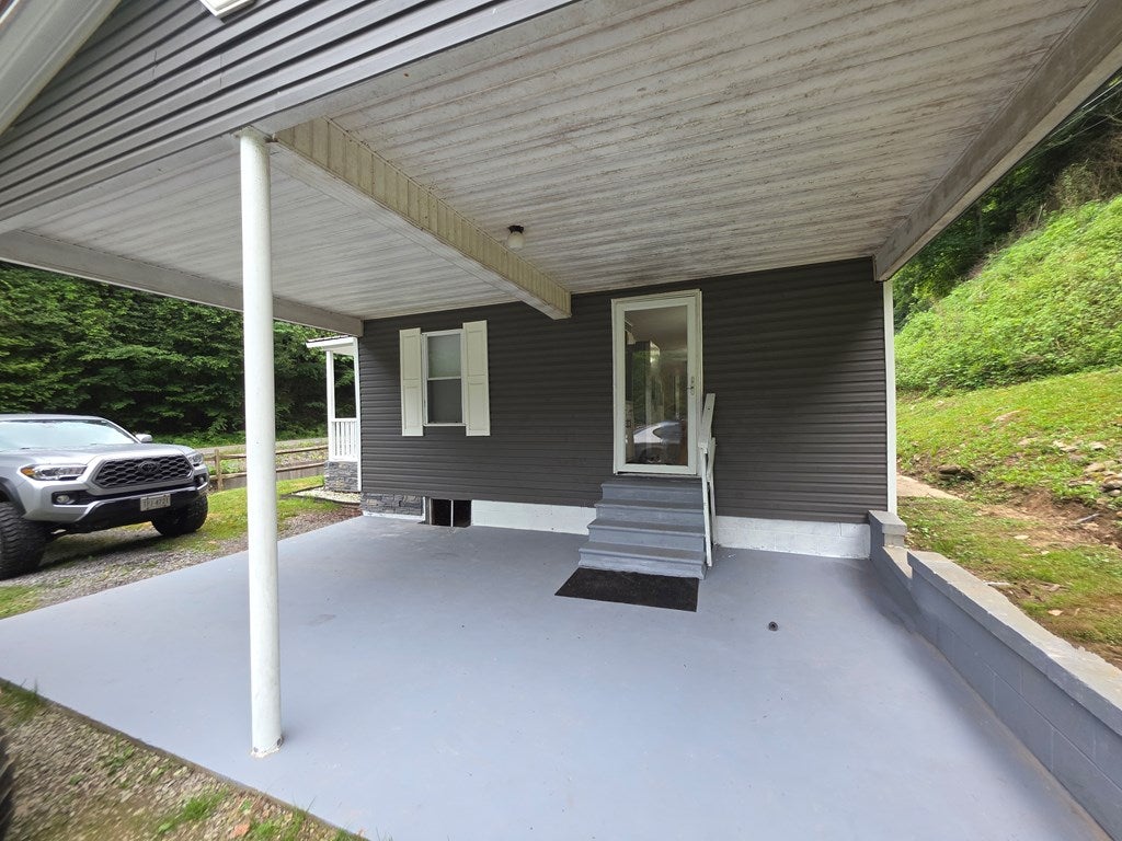4913 Hurley Road Hurley, VA 24620 - Photo 12 of 15 Gallery Image 12