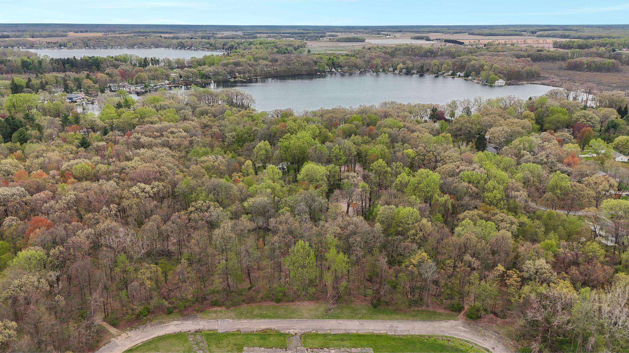 3 Forest Road Dowagiac, MI 49047 - Photo 2 of 13 5