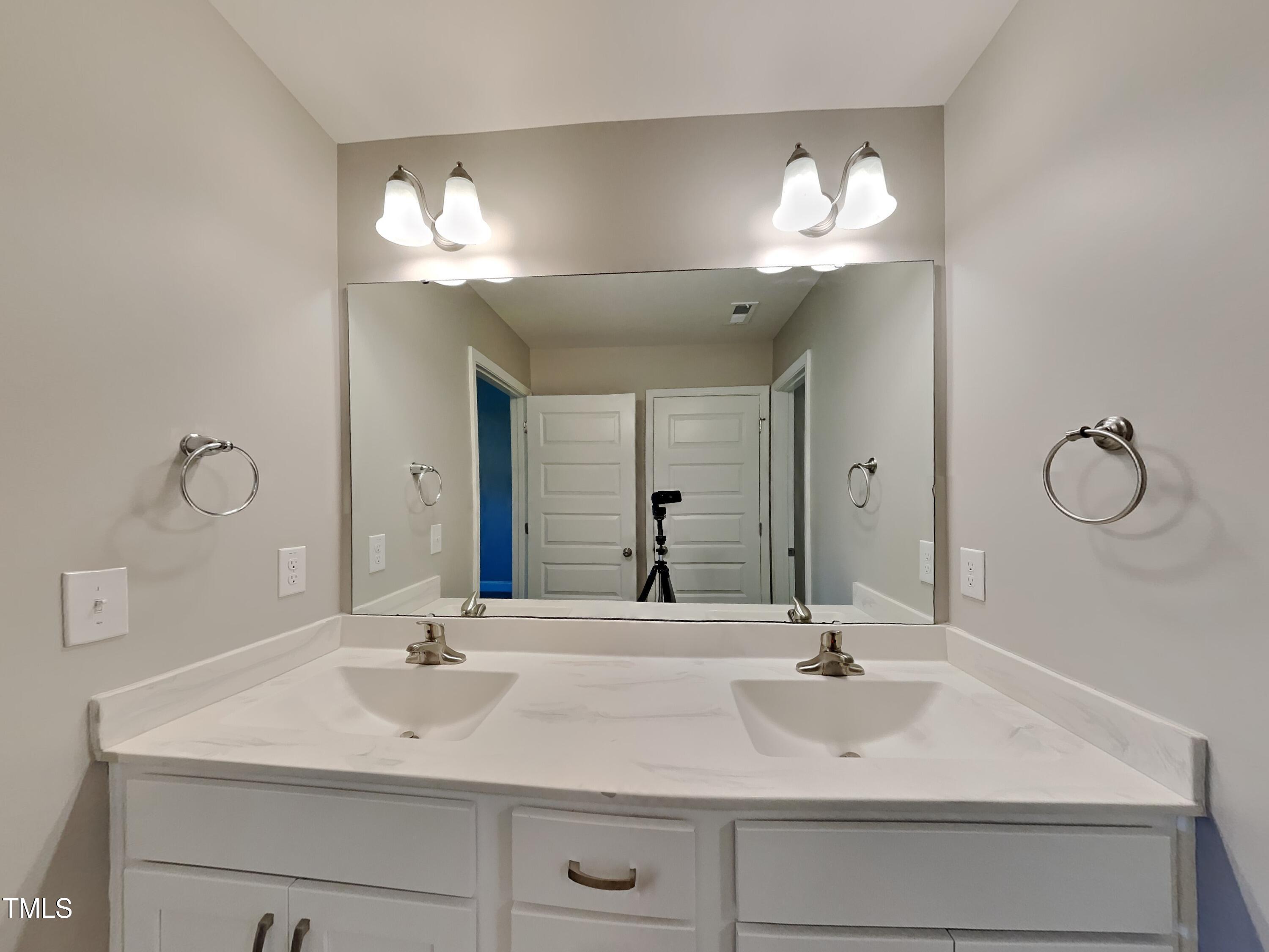 58 Hunter Fox Trail Benson, NC 27504 - Photo 9 of 16 Photo #9