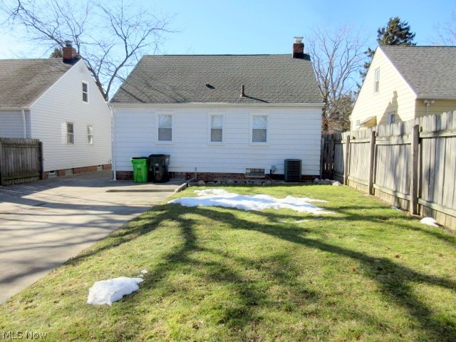 4931 Clearview Road Garfield Heights, OH 44125 - Photo 3 of 25