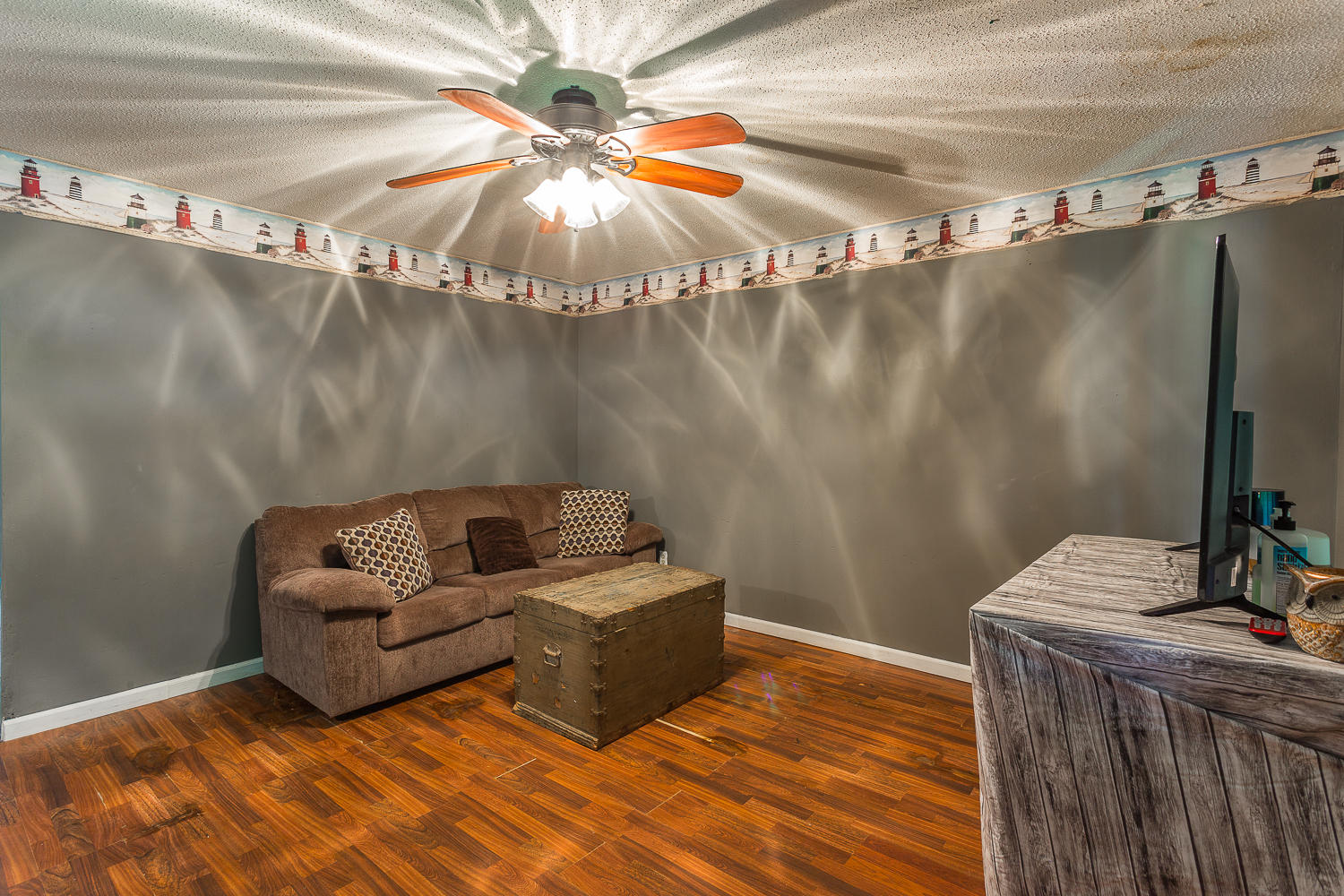 1183 Grand Center Road Chickamauga, GA 30707 - Photo 7 of 31 Living Room