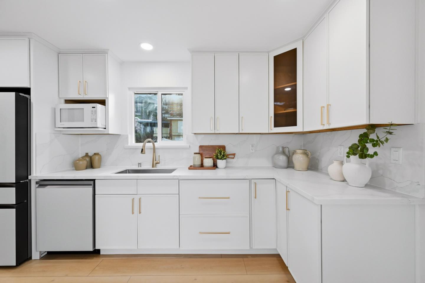 1609 Molitor Road Belmont, CA 94002 - Photo 43 of 162