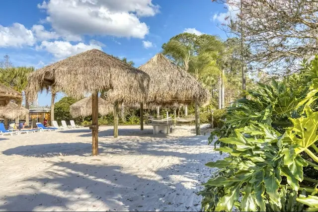 $192,000 | 101 Watling Way, Unit BUILDING 25 101, Davenport, FL 33897