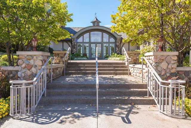 $825,000 | 18197 80th Place North, Maple Grove, MN 55311