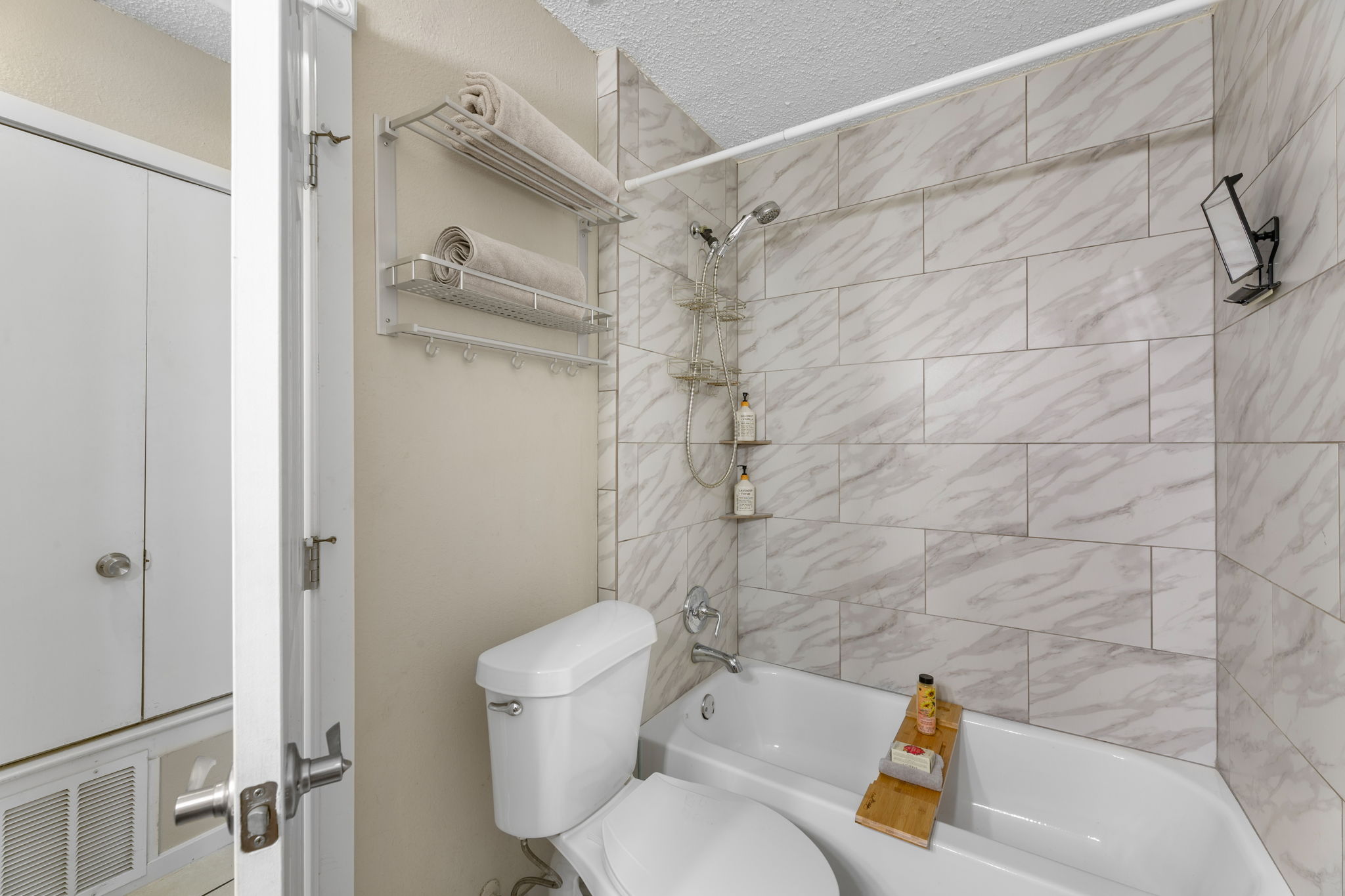 2311 Burleson Road, Unit B Austin, TX 78741 - Photo 18 of 24