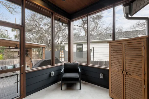 $2,400,000 | 22 Margranita Crescent, Austin, TX 78703