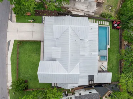 $2,400,000 | 22 Margranita Crescent, Austin, TX 78703