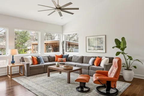 $2,400,000 | 22 Margranita Crescent, Austin, TX 78703