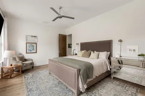 $2,400,000 | 22 Margranita Crescent, Austin, TX 78703